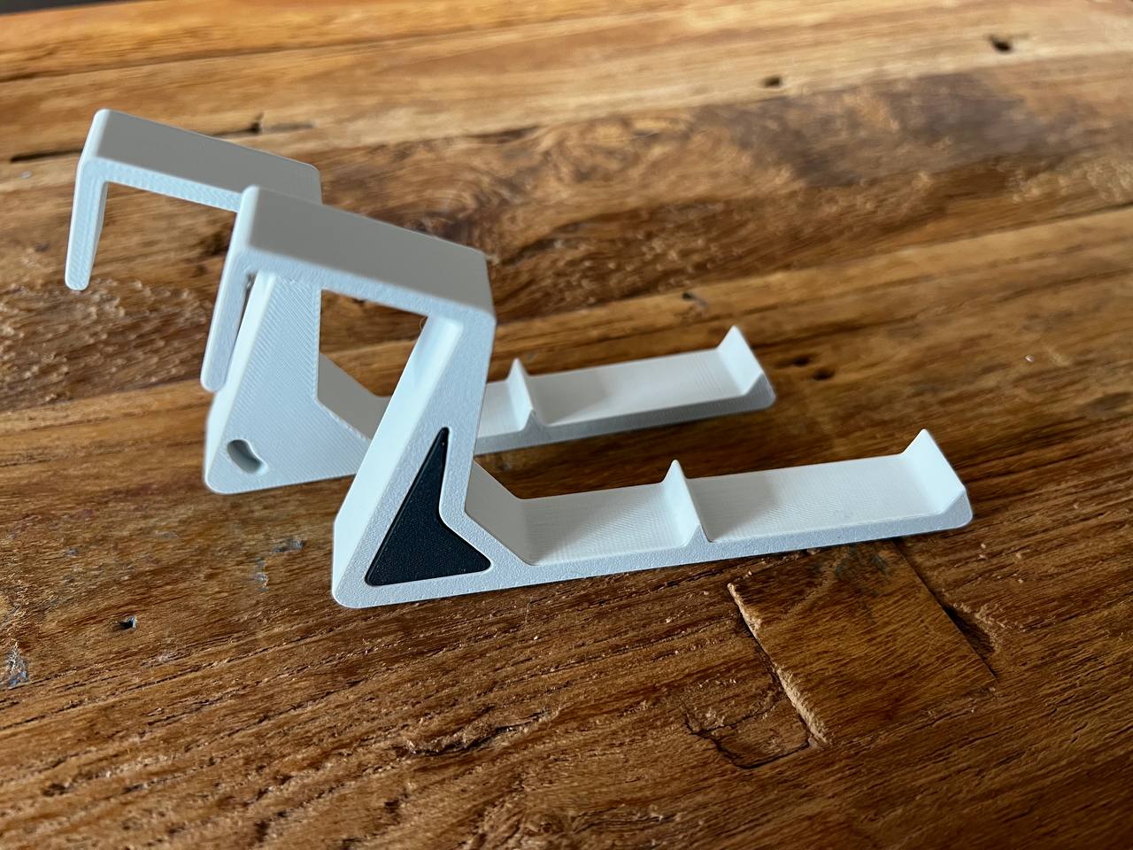 Tablet- & Handyhalter für Flugzeug-Klapptische